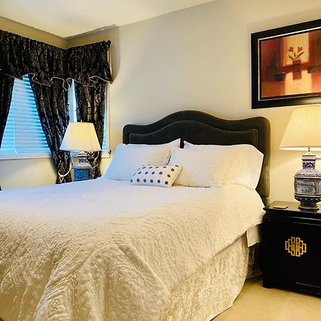 サマミッシュ Lucy'S Elegant & Cozy Houseアパートメント エクステリア 写真