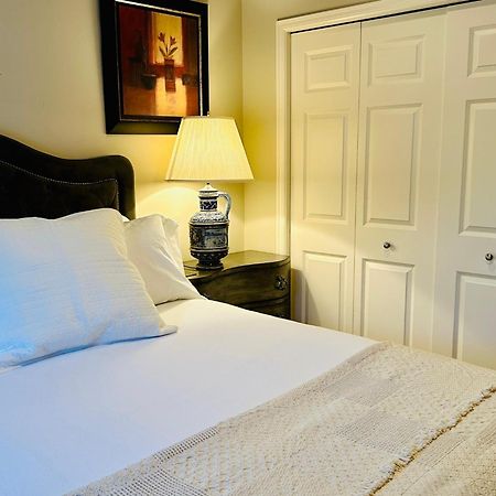 サマミッシュ Lucy'S Elegant & Cozy Houseアパートメント エクステリア 写真