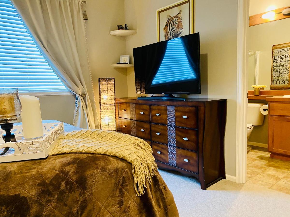 サマミッシュ Lucy'S Elegant & Cozy Houseアパートメント エクステリア 写真