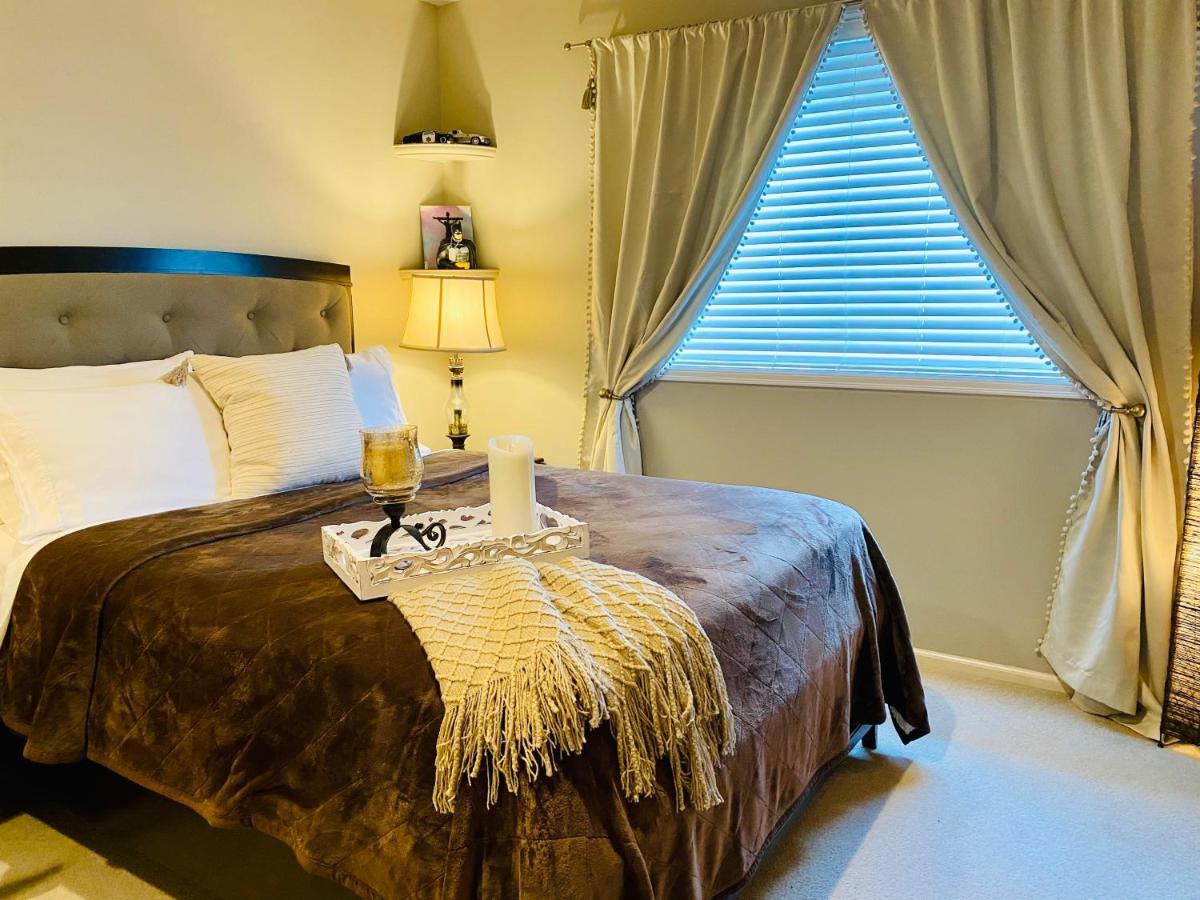 サマミッシュ Lucy'S Elegant & Cozy Houseアパートメント エクステリア 写真