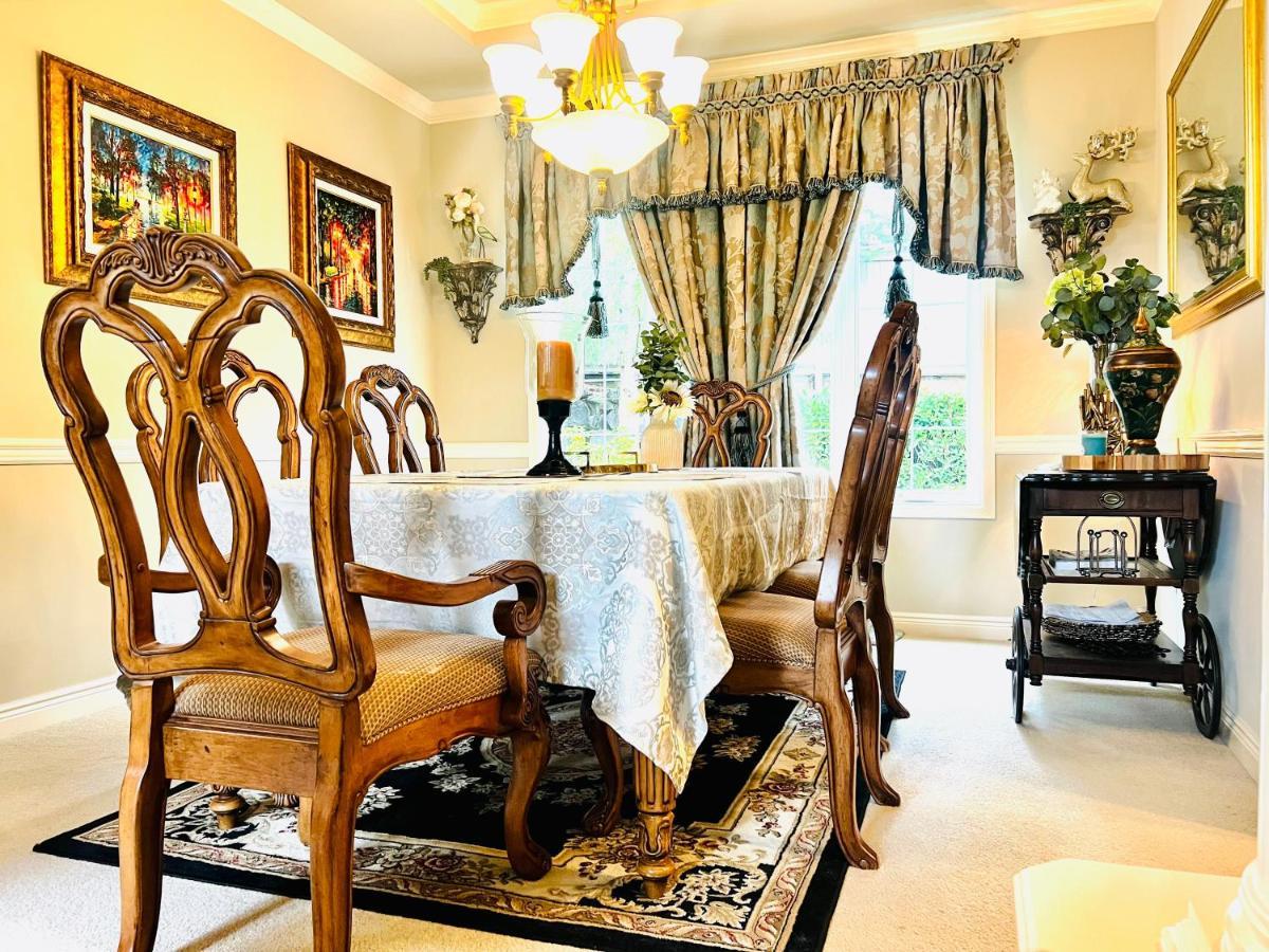 サマミッシュ Lucy'S Elegant & Cozy Houseアパートメント エクステリア 写真